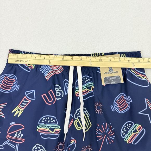 Chubbies Patriotic Lights Swim Trunks Men’s Medium 5.5” USA BBQ Beer NWT - Picture 5 of 11